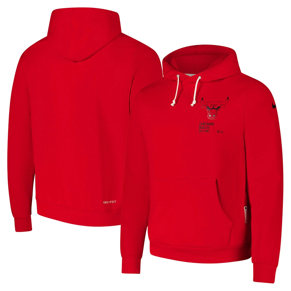 Men's Nike Red Chicago Bulls Courtside Standard Issue Premium Performance Pullover Hoodie