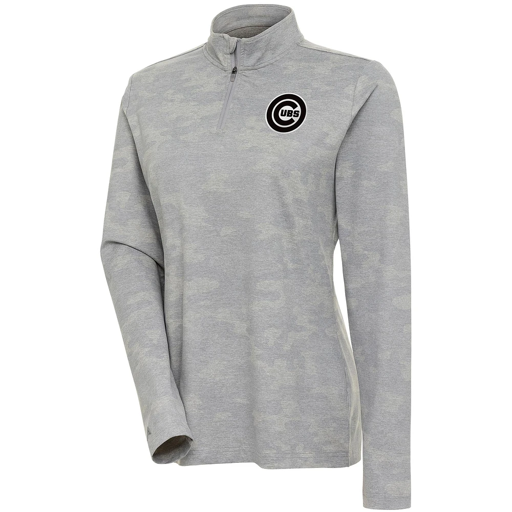 Women's Antigua White Chicago Cubs Brushed Metallic Respond Quarter-Zip Pullover Top