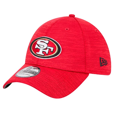 Men's New Era Scarlet San Francisco 49ers Active Tech 39THIRTY Flex Hat