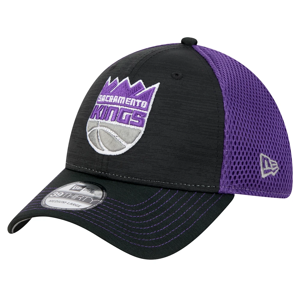 Men's New Era Black Sacramento Kings Active Tech Neo Flex 39THIRTY Flex Hat