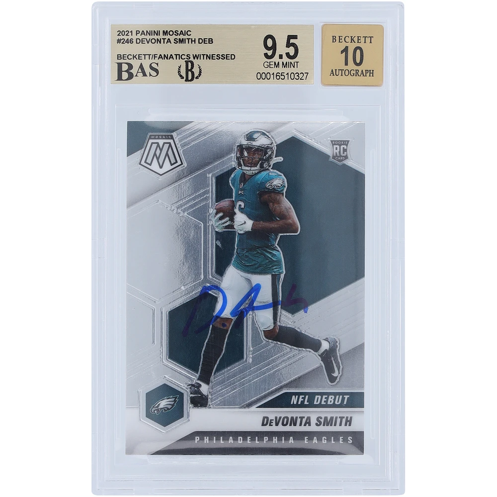 DeVonta Smith Philadelphia Eagles Autographed 2021 Panini Mosaic NFL Debut #246 Beckett Fanatics Witnessed Authenticated /10 Rookie Card
