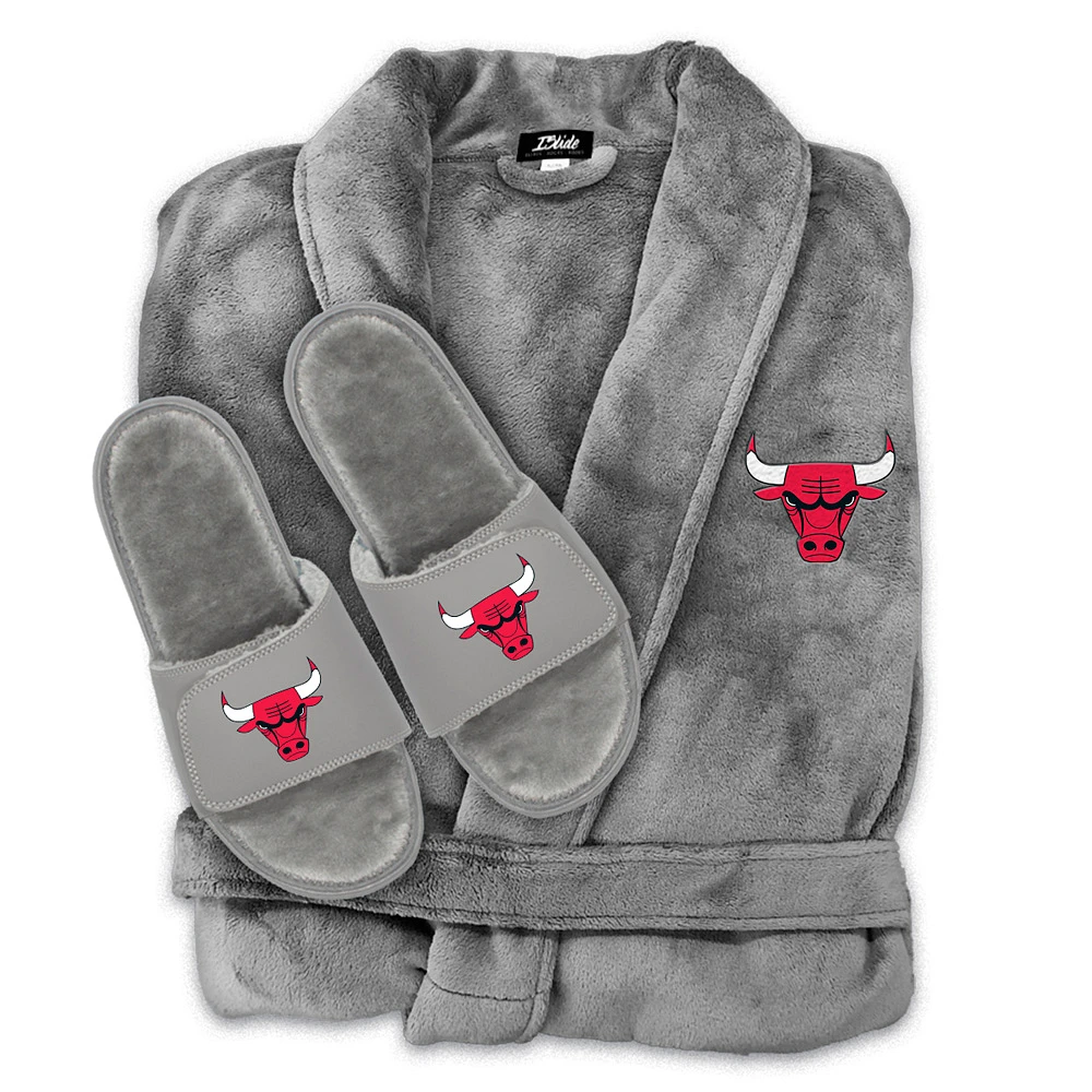 Unisex ISlide Gray Chicago Bulls Faux Fur Slide Sandals & Robe Bundle