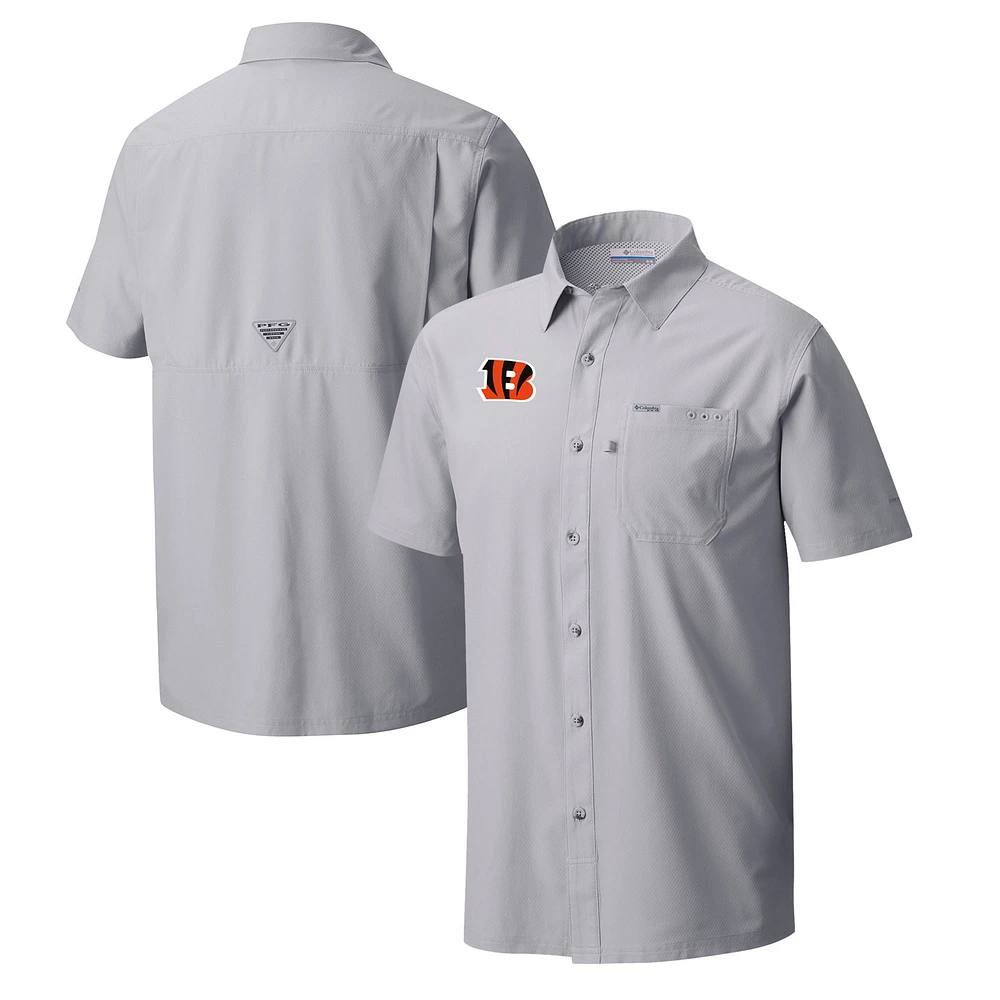 Men's Columbia Cincinnati Bengals Slack Tide Omni-Wick Button-Up Camp Shirt