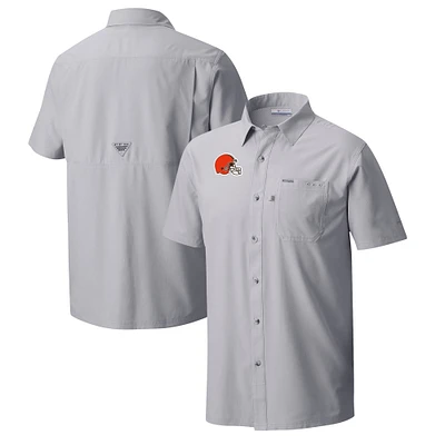 Men's Columbia Cleveland Browns Slack Tide Omni-Wick Button-Up Camp Shirt