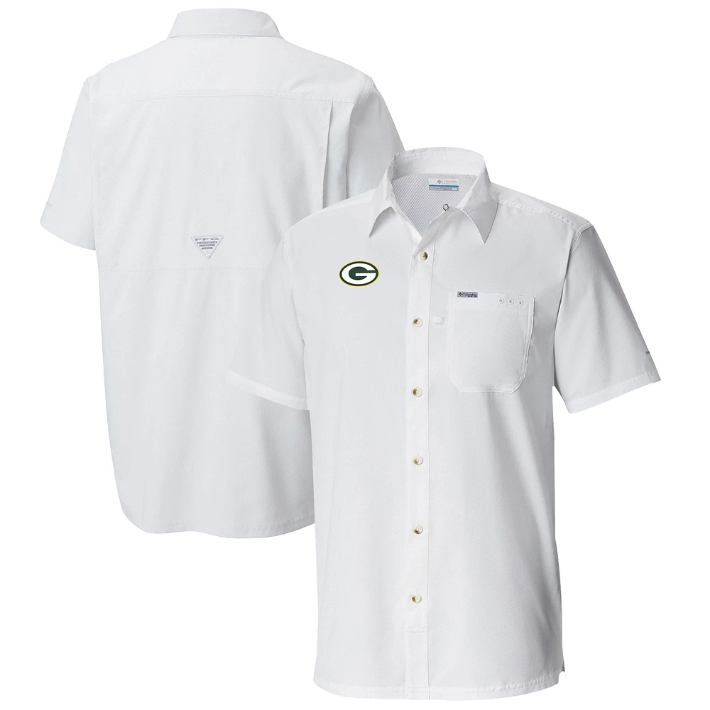 Men's Columbia White Green Bay Packers Slack Tide Omni-Wick Button-Up Camp Shirt