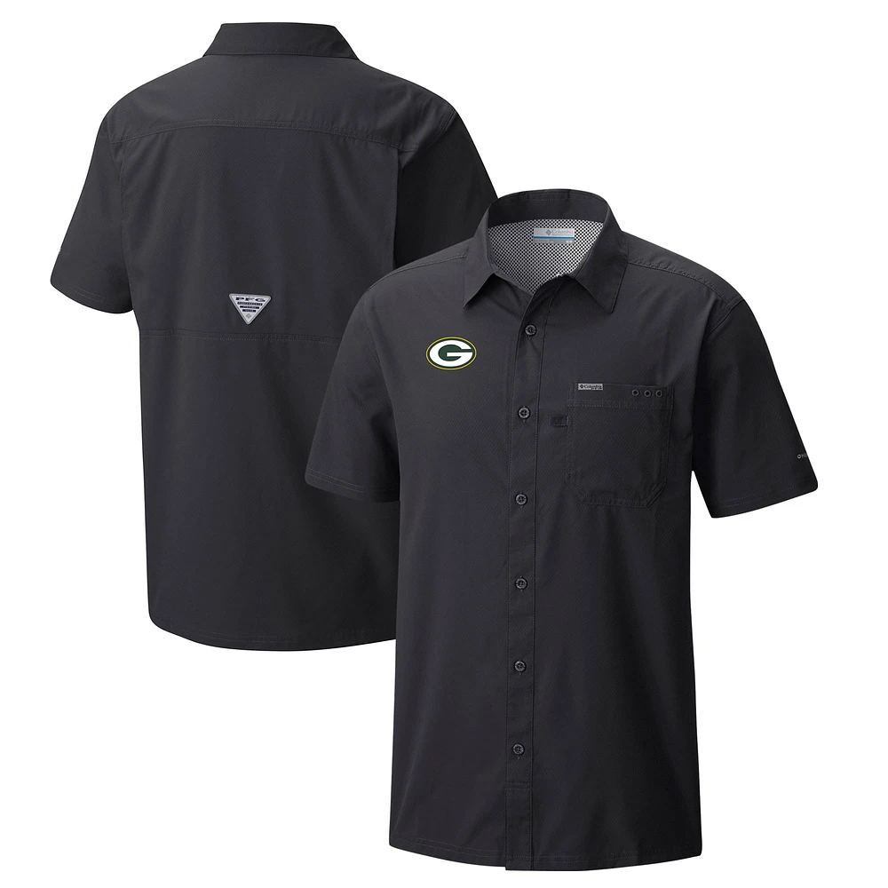 Men's Columbia Black Green Bay Packers Slack Tide Omni-Wick Button-Up Camp Shirt
