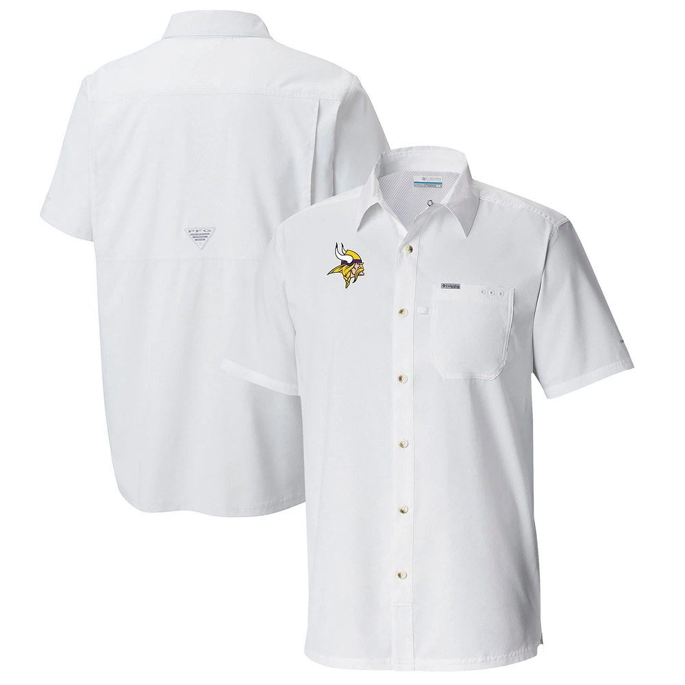 Men's Columbia Minnesota Vikings Slack Tide Omni-Wick Button-Up Camp Shirt