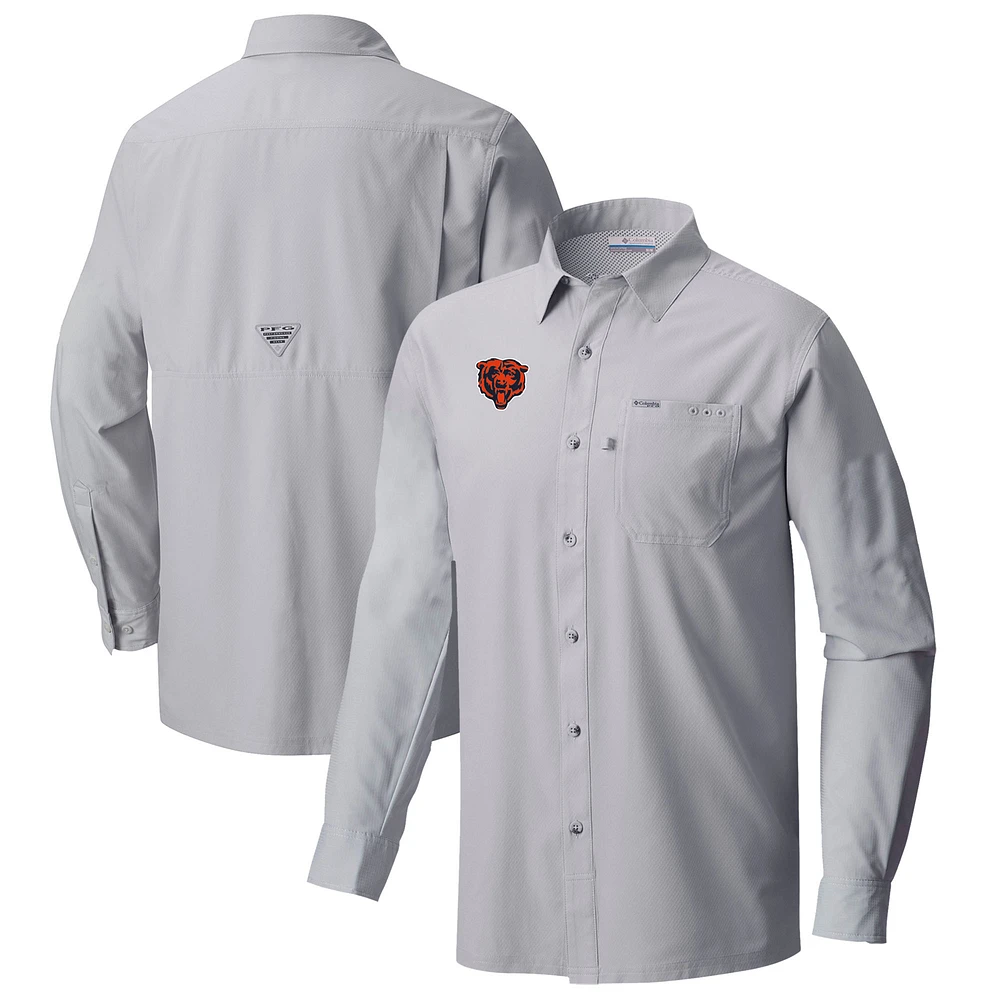 Men's Columbia Gray Chicago Bears Slack Tide Omni-Wick Long Sleeve Button-Up Shirt