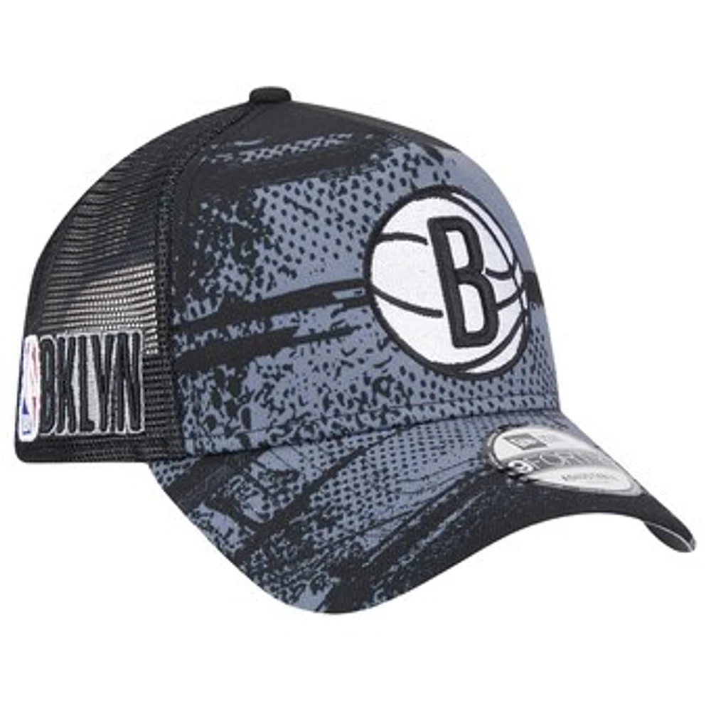 Fragile Brooklyn Trucker Hat Shop New Era Men's New Era Black - Main Image