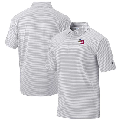 Men's Columbia Gray Buffalo Bisons Omni-Wick Club Invite Polo