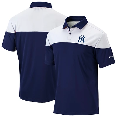 Men's Columbia Navy New York Yankees Omni-Wick Best Ball Polo
