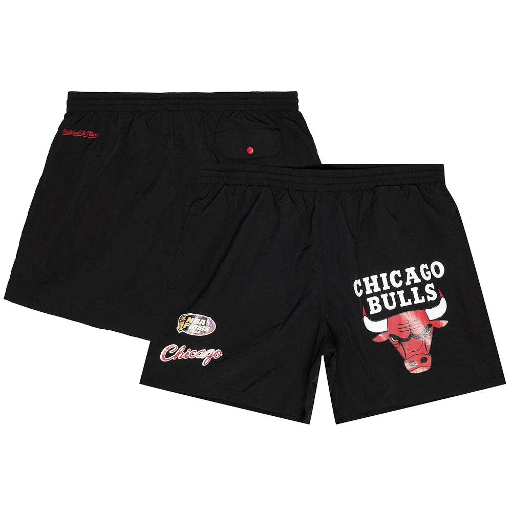Men's Mitchell & Ness Black Chicago Bulls Woven Shorts