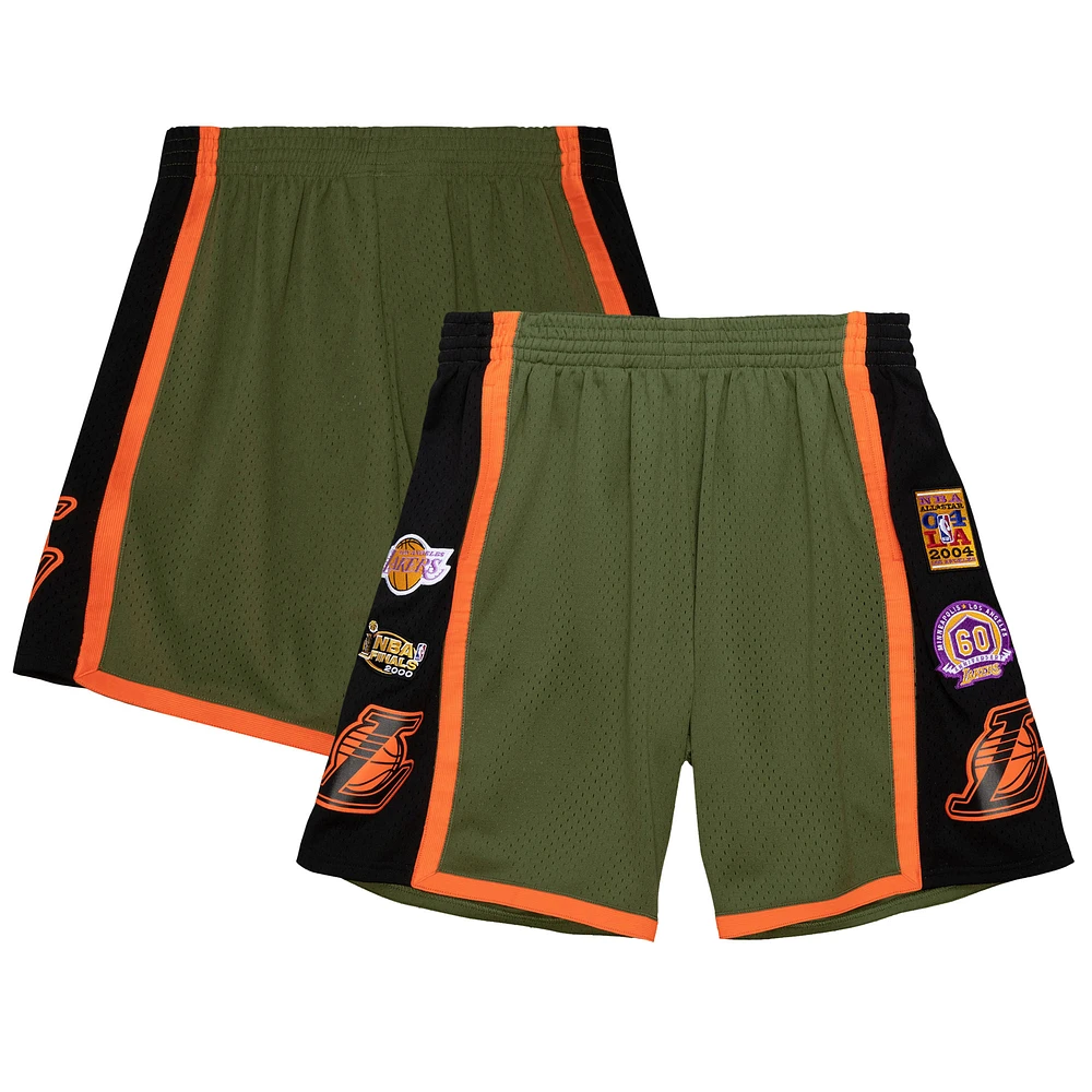 Men's Mitchell & Ness Green Los Angeles Lakers 2009-10 Hardwood Classics Flight Swingman Shorts