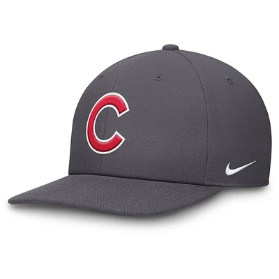 Men's Nike Gray Chicago Cubs Pro Performance Snapback Hat
