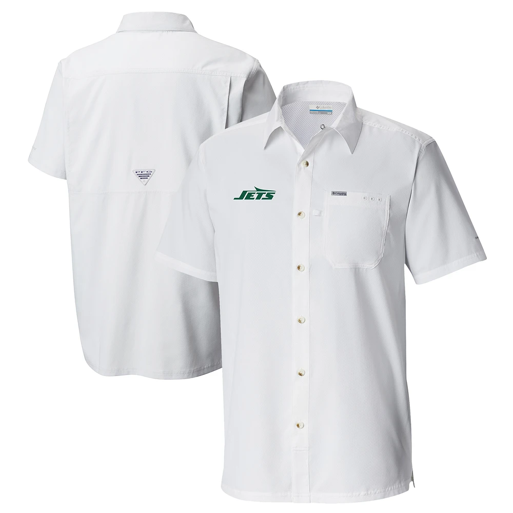 Men's Columbia White New York Jets Slack Tide Omni-Wick Button-Up Camp Shirt