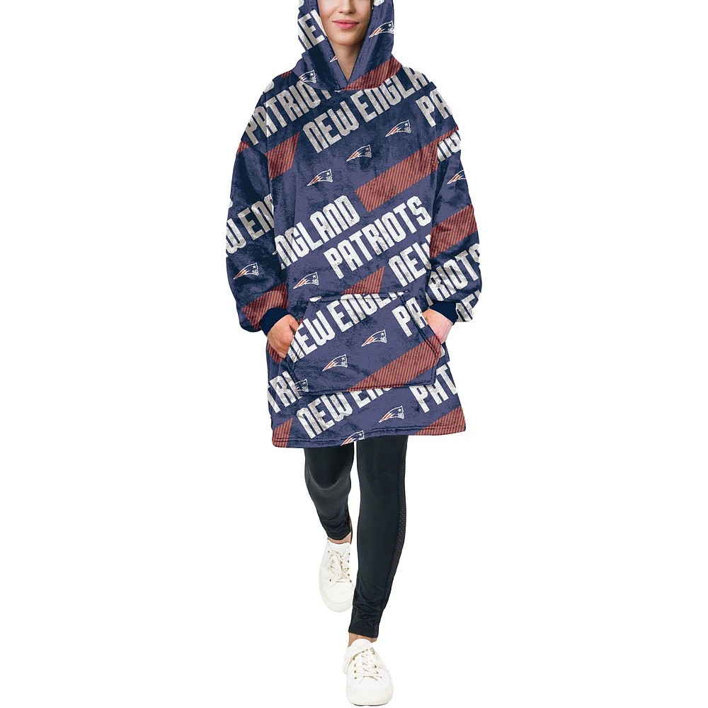 Pegasus New England Patriots 60" x 80" Repeat Logo Hoodie Bloncho