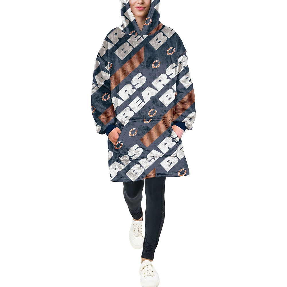 Pegasus Chicago Bears 60" x 80" Repeat Logo Hoodie Bloncho