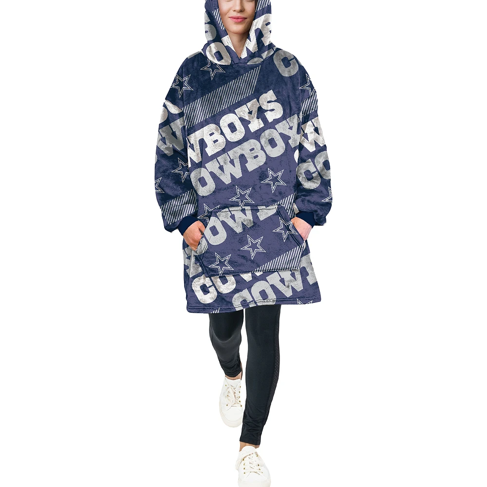 Pegasus Dallas Cowboys 60" x 80" Repeat Logo Hoodie Bloncho