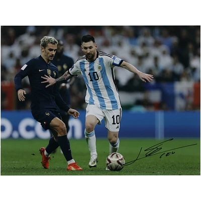 Lionel Messi Argentina National Team Autographed 12" x 16" 2022 FIFA World Cup Final Dribbling Photograph