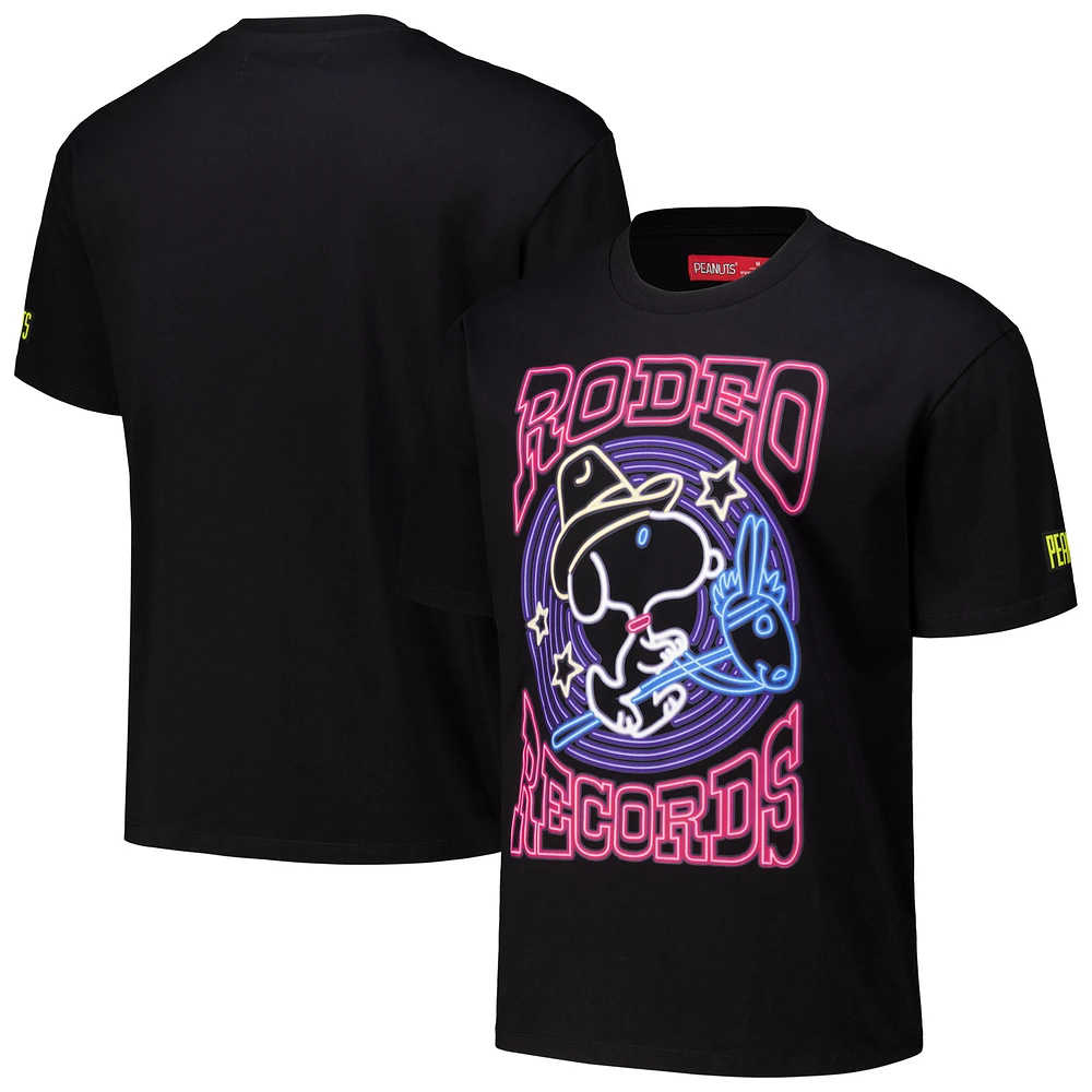 Men's Freeze Max Black Peanuts Snoopy Rodeo Loose Fit T-Shirt