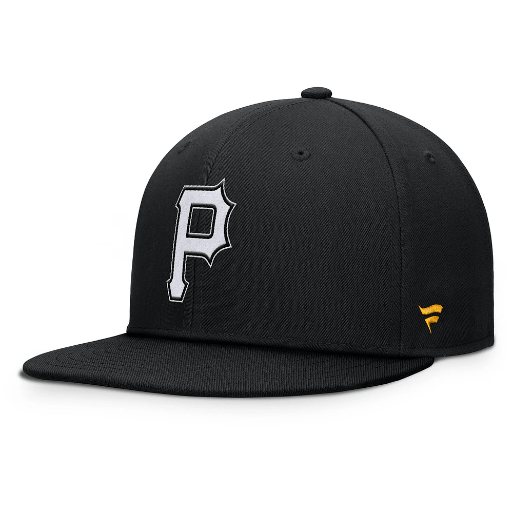 Men's Fanatics Black Pittsburgh Pirates Walk-Off Bullpen Snapback Hat