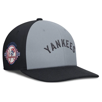 Men's Nike Gray/Navy New York Yankees Pro Performance Snapback Hat