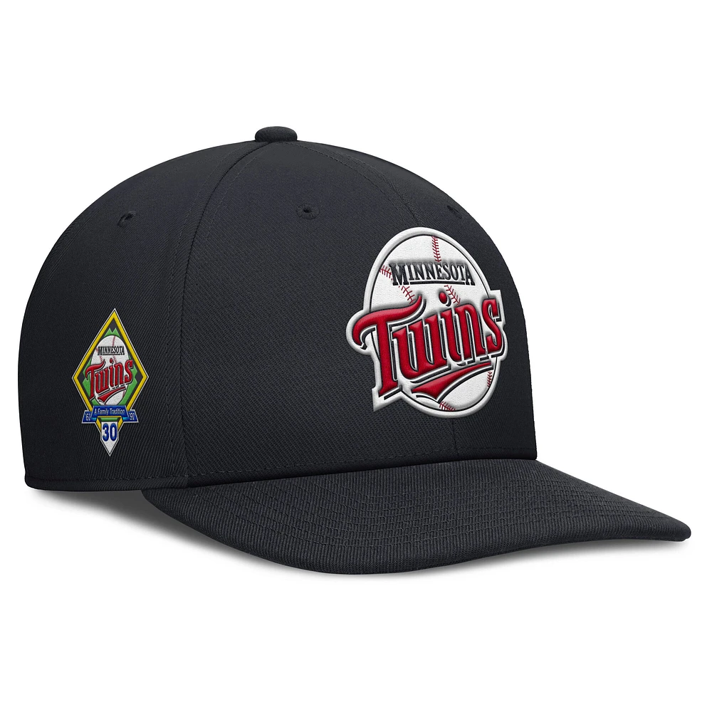 Men's Nike Navy/ Minnesota Twins Pro Performance Snapback Hat