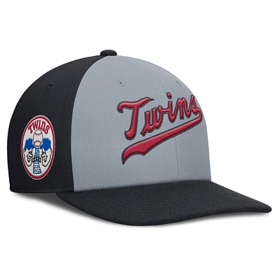 Men's Nike Gray/Navy Minnesota Twins Pro Performance Snapback Hat