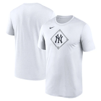 Men's Nike White New York Yankees Icon Legend Performance T-Shirt