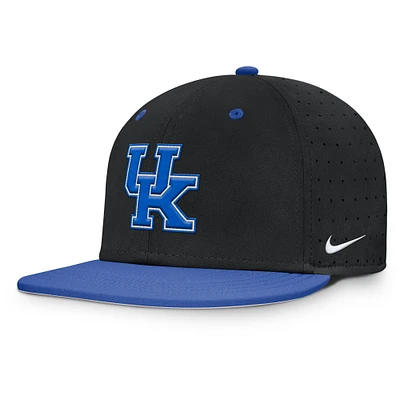 Men's Nike Kentucky Wildcats On-Field Dugout True Performance Fitted Hat