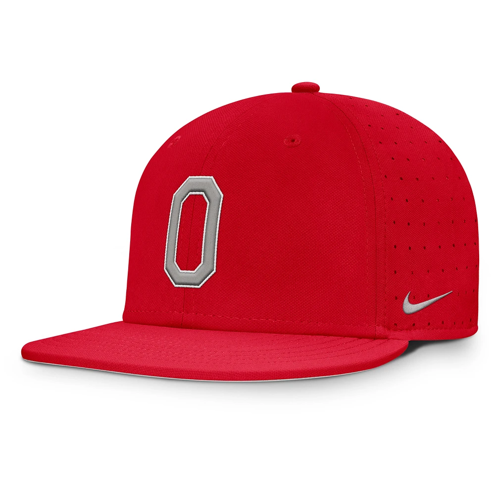 Men's Nike Scarlet Ohio State Buckeyes On-Field Dugout True Performance Fitted Hat