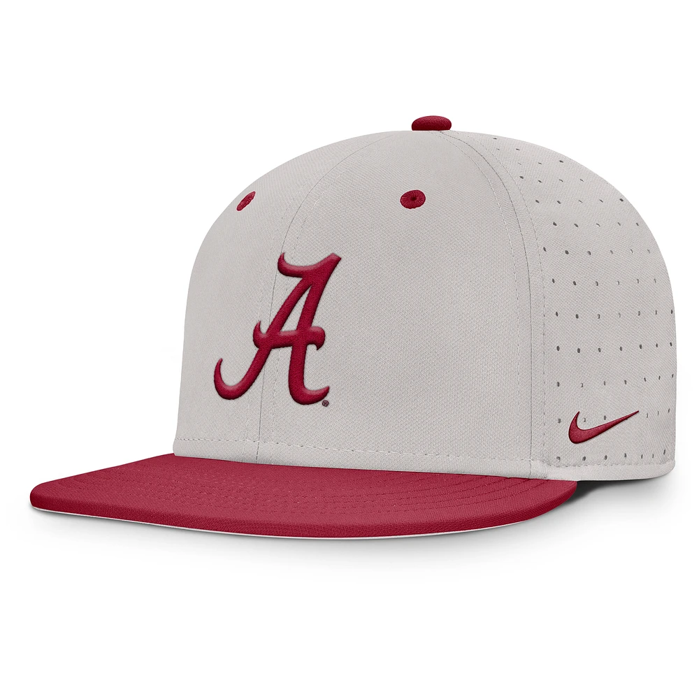 Men's Nike Crimson Alabama Tide On-Field Dugout True Performance Fitted Hat