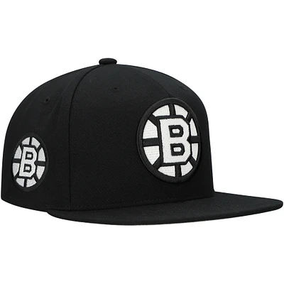 Men's Mitchell & Ness Black Boston Bruins Team Snapback Hat