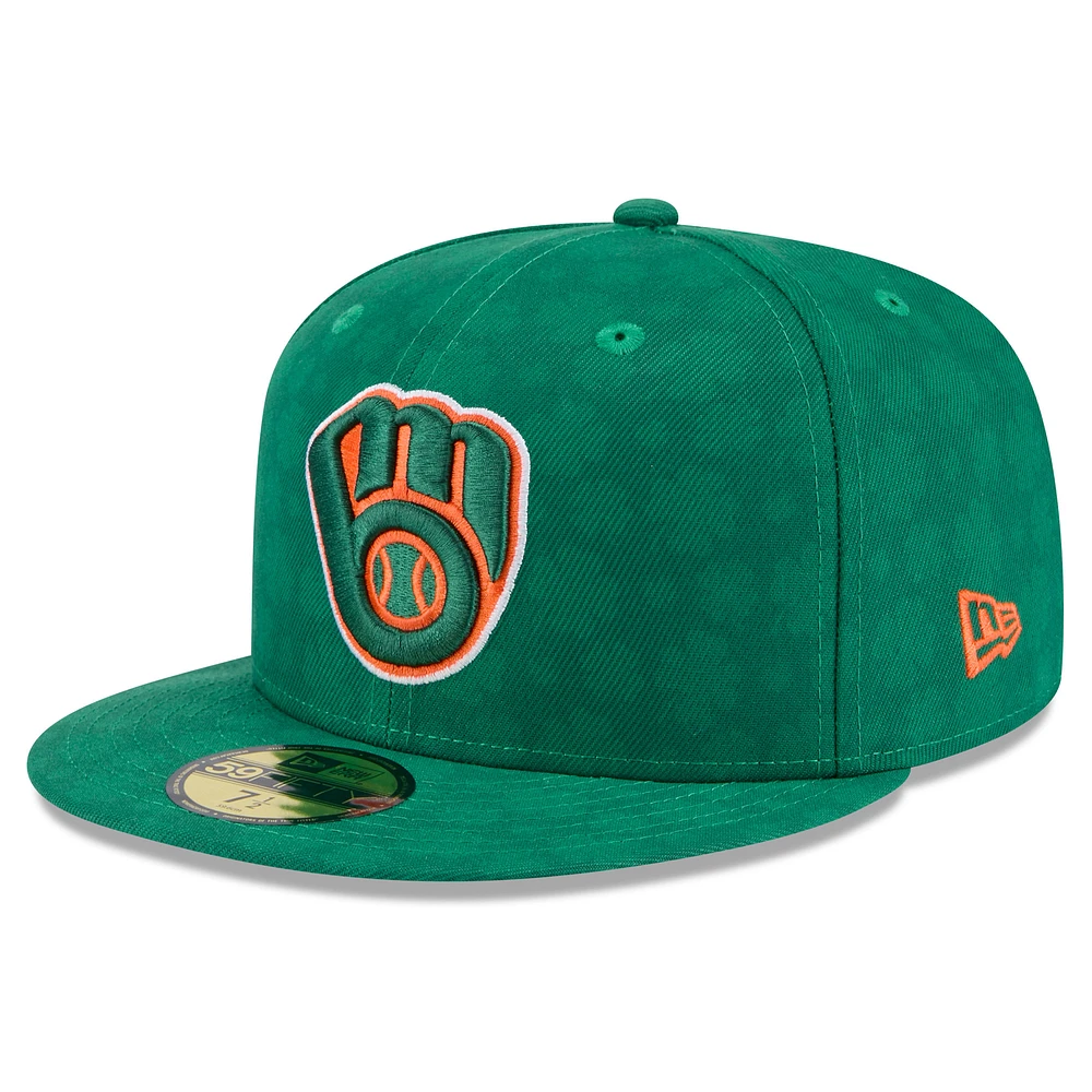Men's New Era Kelly Green Milwaukee Brewers St. Patrick's Day 59FIFTY Fitted Hat