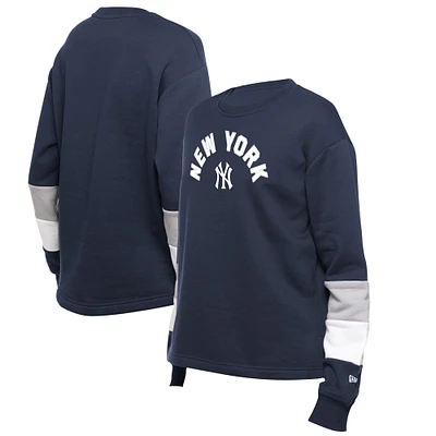 Women's New Era Navy New York Yankees Gameday Crewneck Sweatshirt