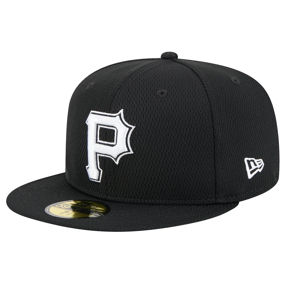 Men's New Era Black Pittsburgh Pirates 2025 Clubhouse 59FIFTY Fitted Hat