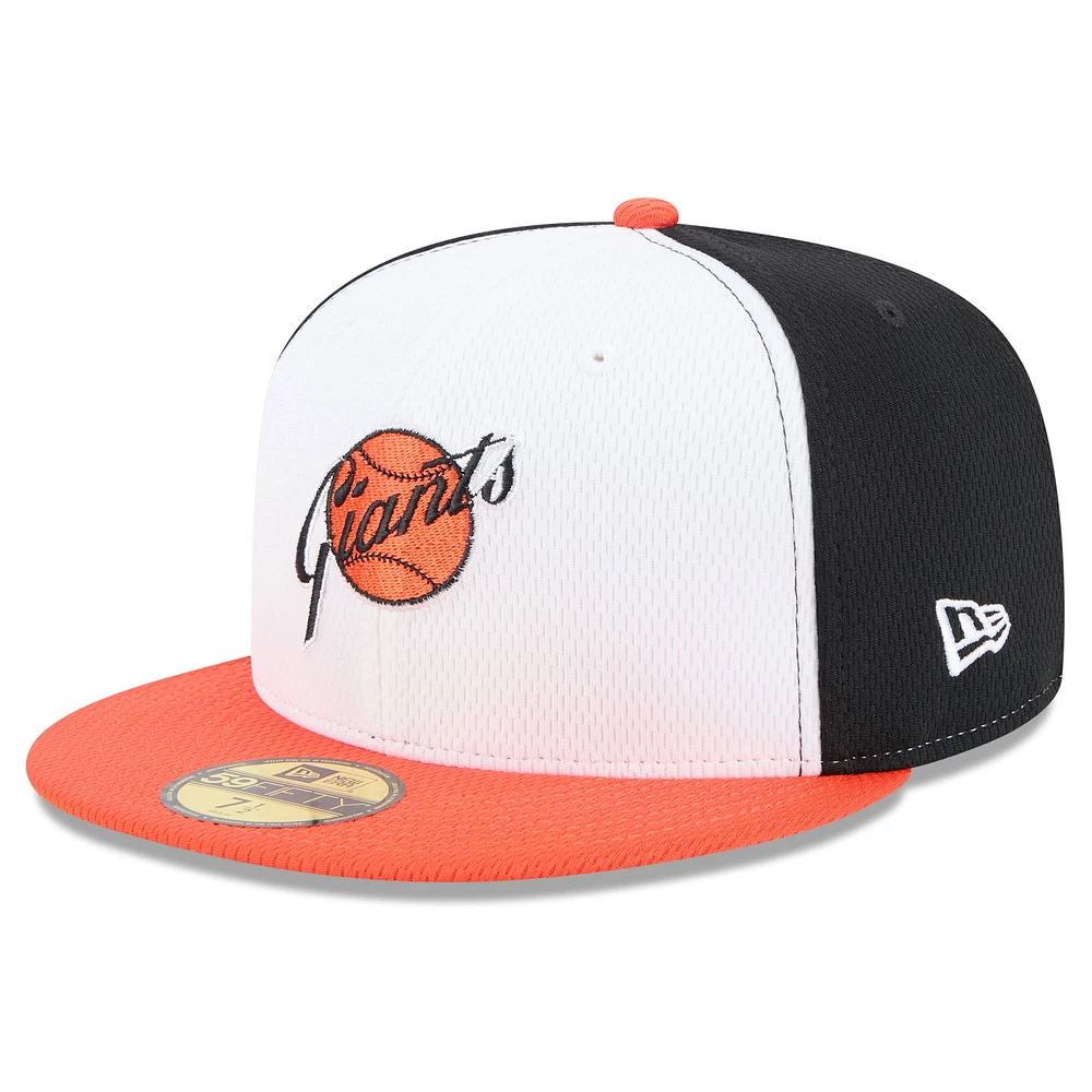 Men's New Era Black/ San Francisco Giants 2025 MLB Clubhouse 59FIFTY Fitted Hat