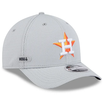 Men's New Era Gray Houston Astros 2025 MLB Clubhouse 9FORTY M-Crown Adjustable Hat
