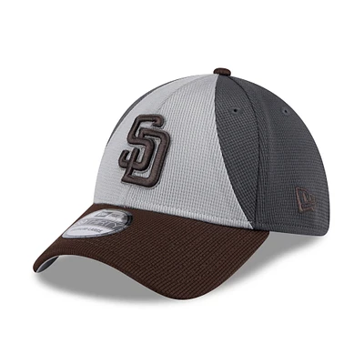 Men's New Era Gray/Brown San Diego Padres 2025 Batting Practice 39THIRTY Flex Hat