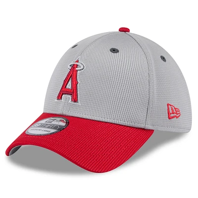 Men's New Era Gray/Red Los Angeles Angels 2025 Batting Practice 39THIRTY Flex Hat