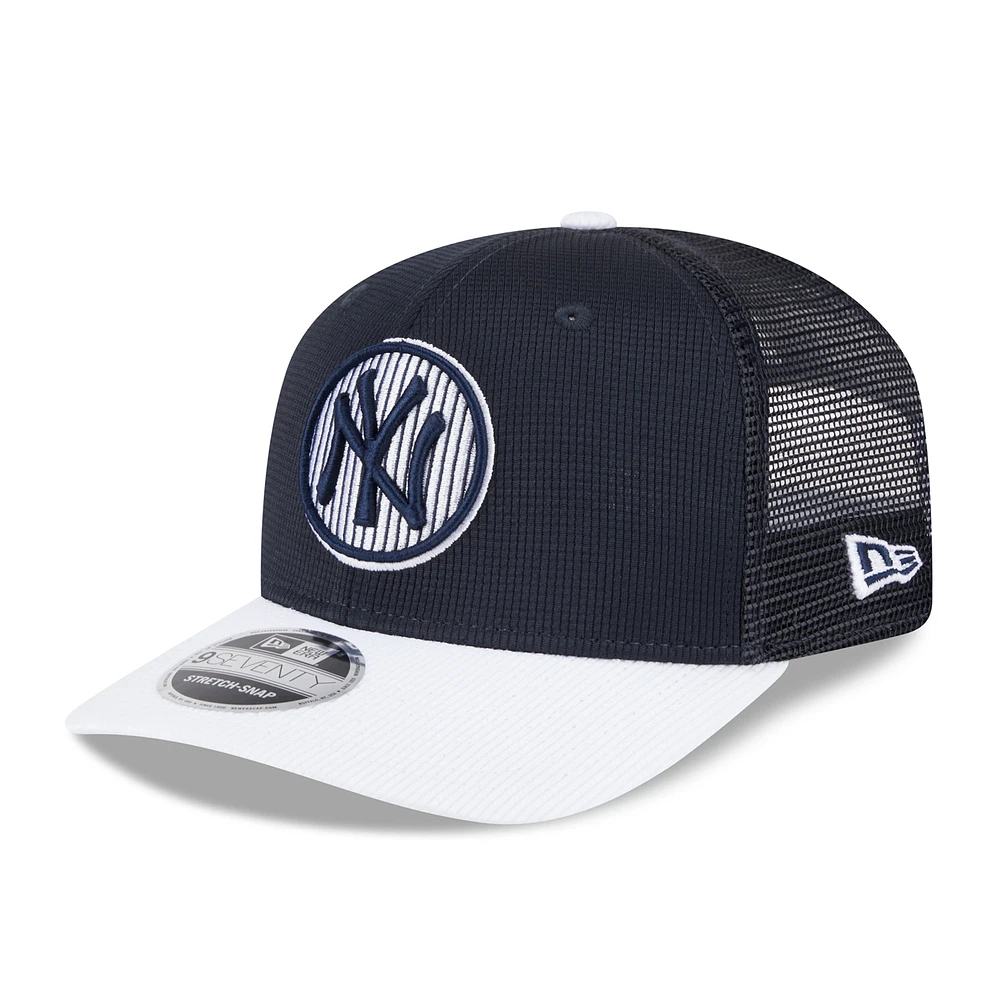 Men's New Era Navy/White New York Yankees 2025 Batting Practice 9SEVENTY Stretch-Snap Trucker Hat