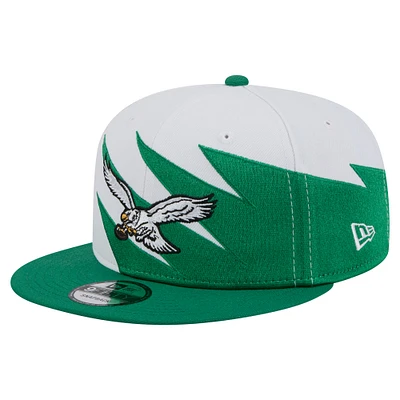 Men's New Era Kelly Green Philadelphia Eagles Throwback Jagged 9FiFTY Snapback Hat