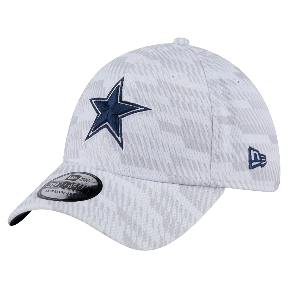 Men's New Era White Dallas Cowboys Gameday Graded 39THIRTY Flex Hat