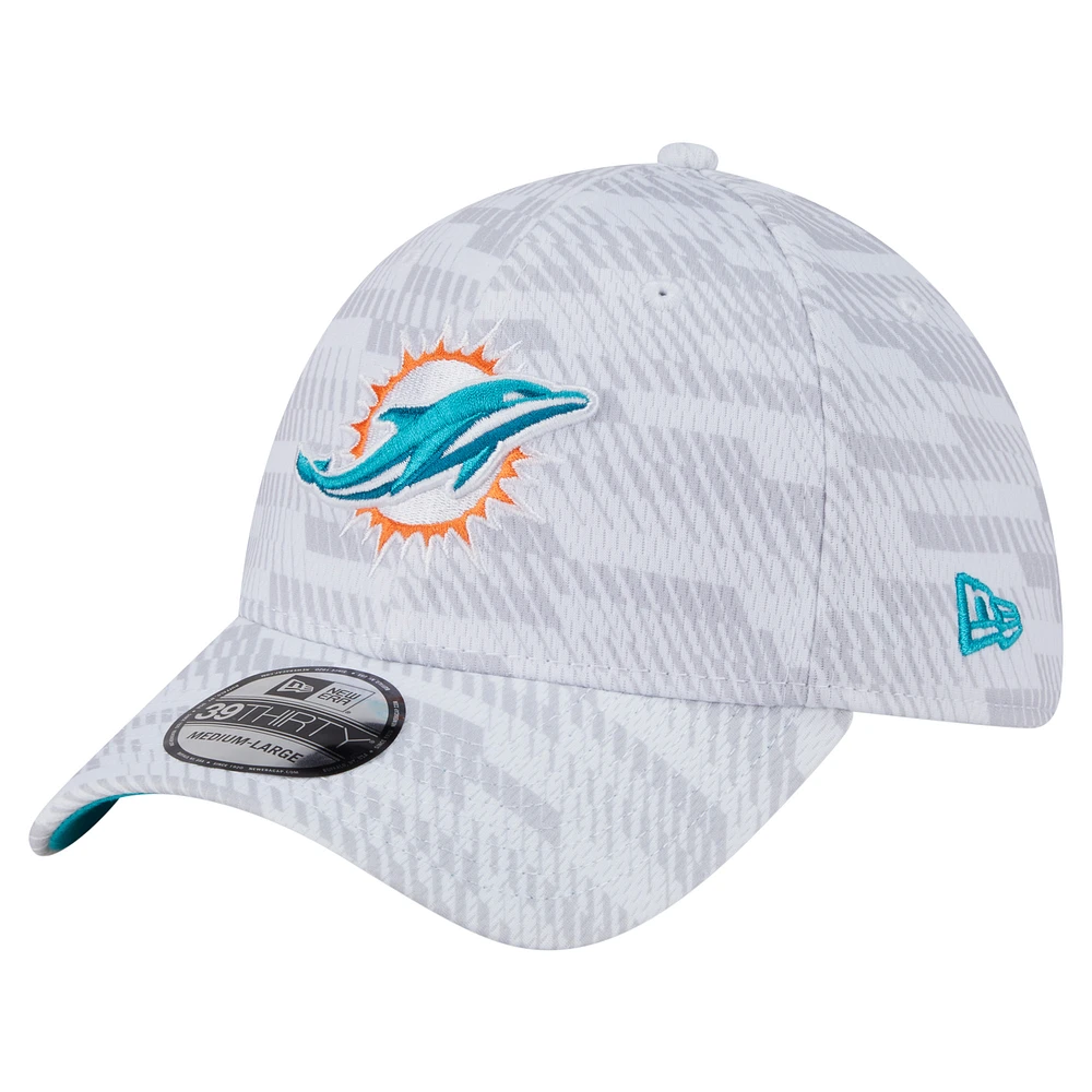 Men's New Era White Miami Dolphins Gameday Graded 39THIRTY Flex Hat
