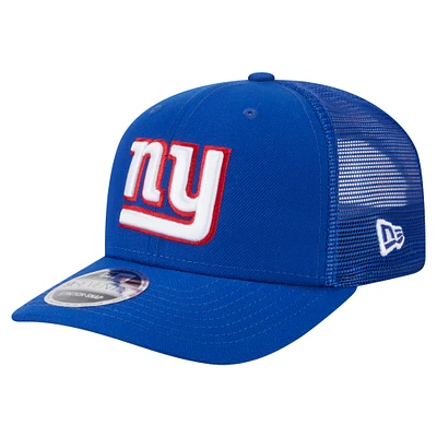 Men's New Era Royal New York Giants Main Trucker 9SEVENTY Stretch-Snap Hat