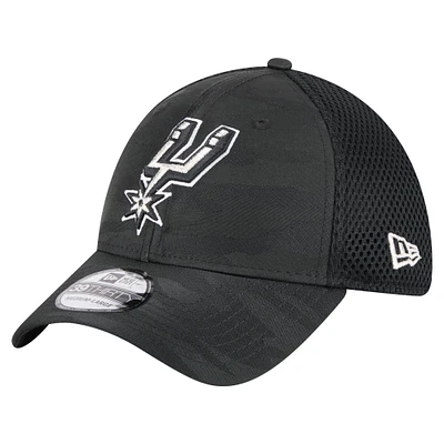 Men's New Era Black San Antonio Spurs Subtle Camo 39THIRTY Flex Hat