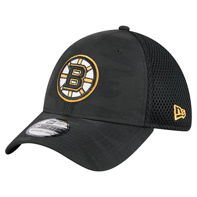 Men's New Era Black Boston Bruins Active Subtle Camo 39THIRTY Flex Hat