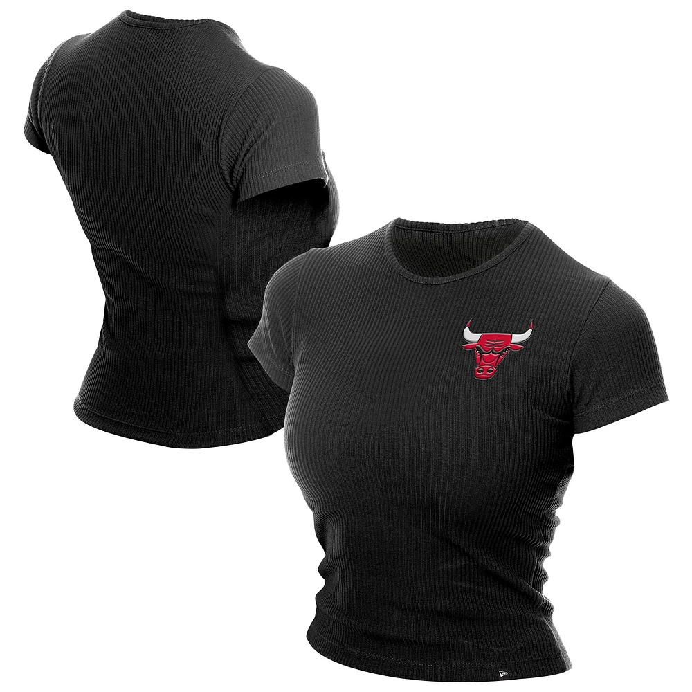 Women's New Era Black Chicago Bulls Leisure Collection Baby Doll Cropped T-Shirt