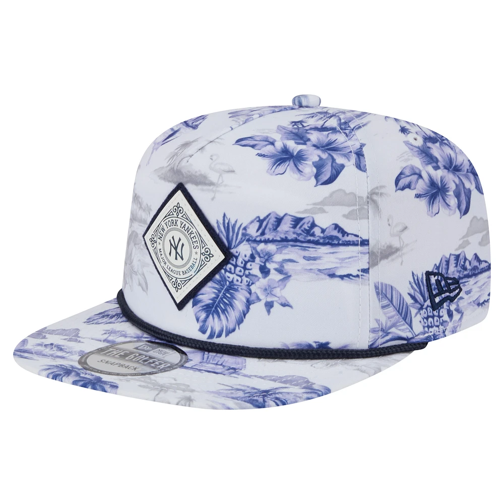 Men's New Era White New York Yankees Printed Island Golfer Snapback Hat