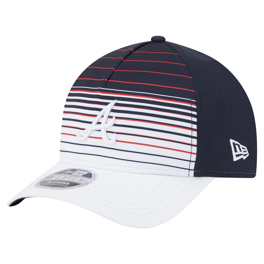 Men's New Era Navy Atlanta Braves Gradient 9FORTY M-Crown Adjustable Hat